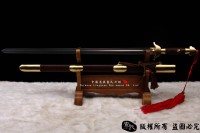 手工花纹钢太极剑-武术剑-凹槽软剑