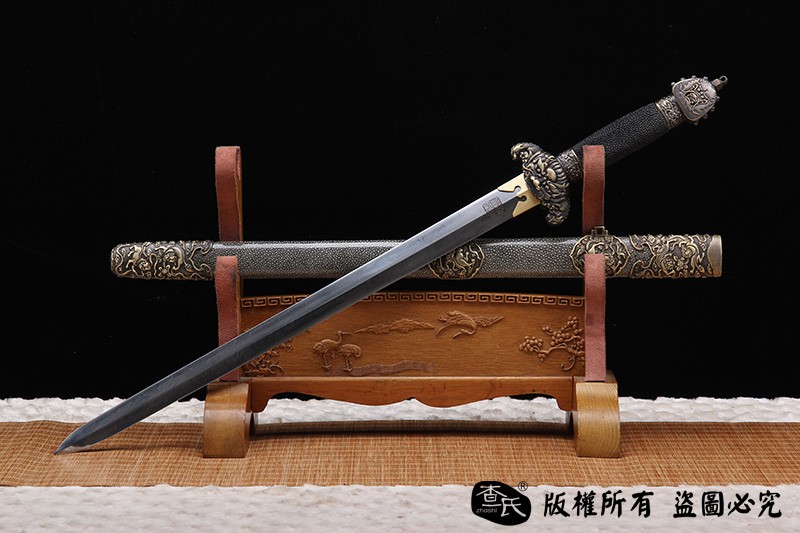 帝王重剑 当年永乐大帝赠送给西藏活佛的宝剑
